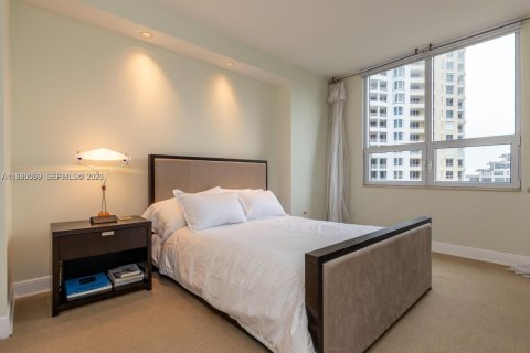 Купить кондоминиум в Майами, Флорида 3 спальни, 218.6м2, № 2046374 - фото 12