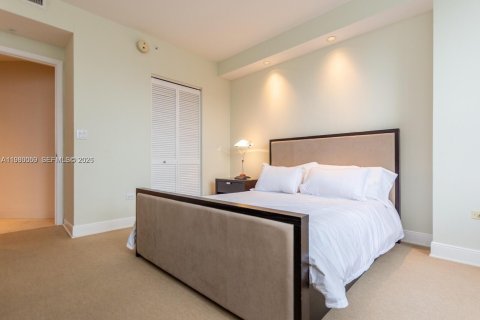 Купить кондоминиум в Майами, Флорида 3 спальни, 218.6м2, № 2046374 - фото 8