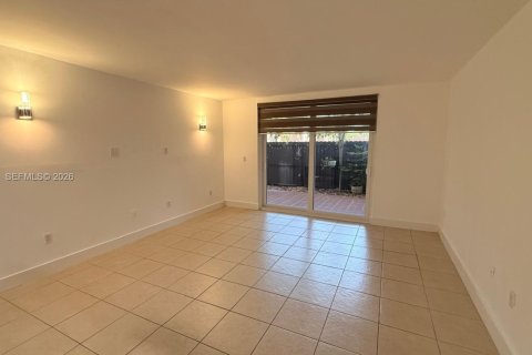 Apartamento en alquiler en Miami, Florida, 2 dormitorios, 97.55 m2 № 2085485 - foto 10