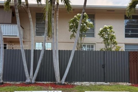 Apartamento en alquiler en Miami, Florida, 2 dormitorios, 97.55 m2 № 2085485 - foto 8