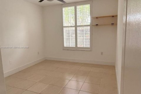 Apartamento en alquiler en Miami, Florida, 2 dormitorios, 97.55 m2 № 2085485 - foto 18