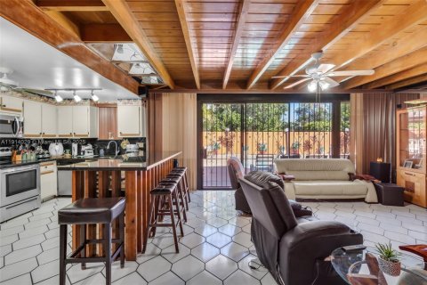 Купить виллу или дом в Майами, Флорида 4 спальни, 173.08м2, № 1971741 - фото 11