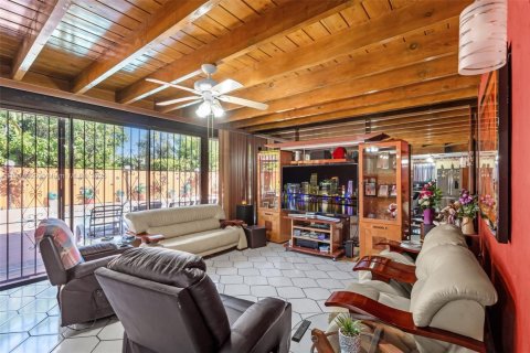 Купить виллу или дом в Майами, Флорида 4 спальни, 173.08м2, № 1971741 - фото 12