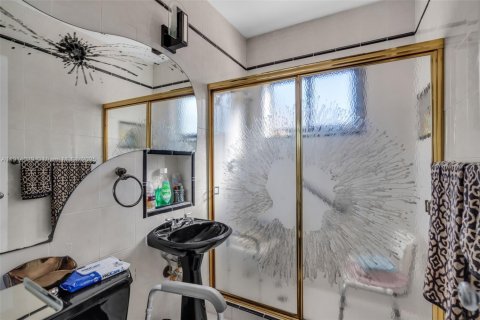 Купить виллу или дом в Майами, Флорида 4 спальни, 173.08м2, № 1971741 - фото 18