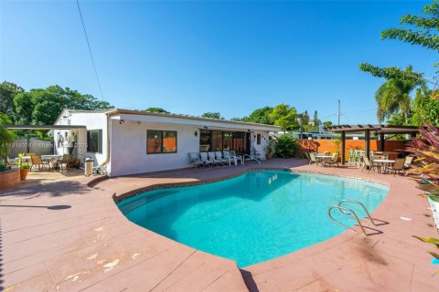 Купить виллу или дом в Майами, Флорида 4 спальни, 173.08м2, № 1971741 - фото 26