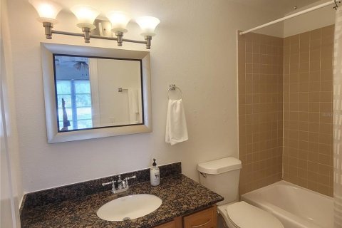 Copropriété à louer à Sarasota, Floride: 2 chambres, 104.24 m2 № 2167447 - photo 14