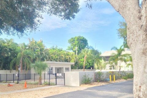 Copropriété à louer à Sarasota, Floride: 2 chambres, 104.24 m2 № 2167447 - photo 22