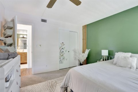 Copropriété à vendre à Fort Lauderdale, Floride: 2 chambres, 74.32 m2 № 1794161 - photo 15