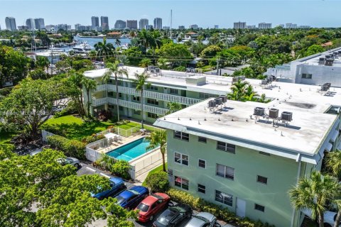 Copropriété à vendre à Fort Lauderdale, Floride: 2 chambres, 74.32 m2 № 1794161 - photo 23