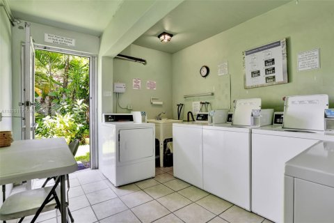 Copropriété à vendre à Fort Lauderdale, Floride: 2 chambres, 74.32 m2 № 1794161 - photo 22