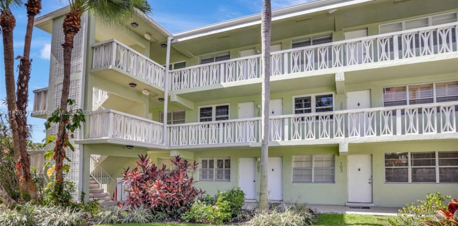 Condo à Fort Lauderdale, Floride, 2 chambres № 1794161