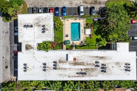 Copropriété à vendre à Fort Lauderdale, Floride: 2 chambres, 74.32 m2 № 1794161 - photo 24