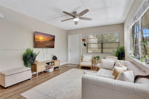 Copropriété à vendre à Fort Lauderdale, Floride: 2 chambres, 74.32 m2 № 1794161 - photo 5