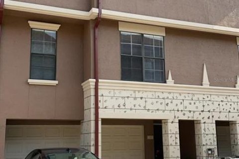Touwnhouse à louer à Orlando, Floride: 2 chambres, 126.44 m2 № 1725082 - photo 3