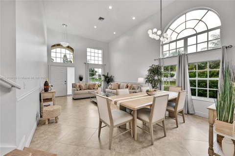 Villa ou maison à vendre à Margate, Floride: 4 chambres, 196.02 m2 № 1966854 - photo 9