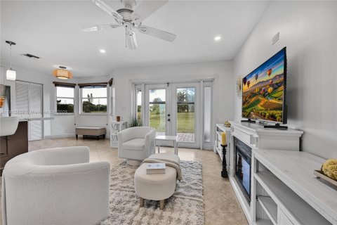 Villa ou maison à vendre à Margate, Floride: 4 chambres, 196.02 m2 № 1966854 - photo 12