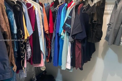 Condominio en venta en Lauderdale Lakes, Florida, 1 dormitorio, 77.57 m2 № 2027875 - foto 14