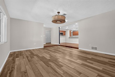 Casa en venta en Sarasota, Florida, 4 dormitorios, 240.62 m2 № 2203558 - foto 7
