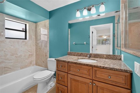 Casa en venta en Sarasota, Florida, 4 dormitorios, 240.62 m2 № 2203558 - foto 25