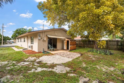 Villa ou maison à vendre à Pompano Beach, Floride: 3 chambres, 135.27 m2 № 1989891 - photo 3
