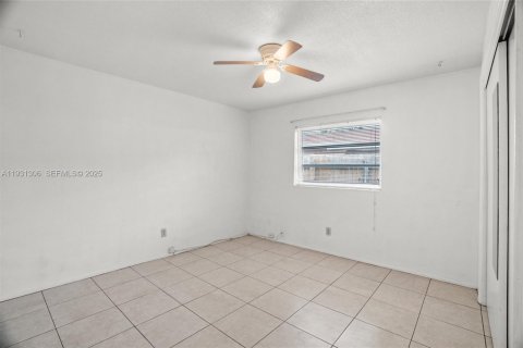 Villa ou maison à vendre à Pompano Beach, Floride: 3 chambres, 135.27 m2 № 1989891 - photo 14