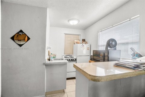 Villa ou maison à vendre à Pompano Beach, Floride: 3 chambres, 135.27 m2 № 1989891 - photo 8