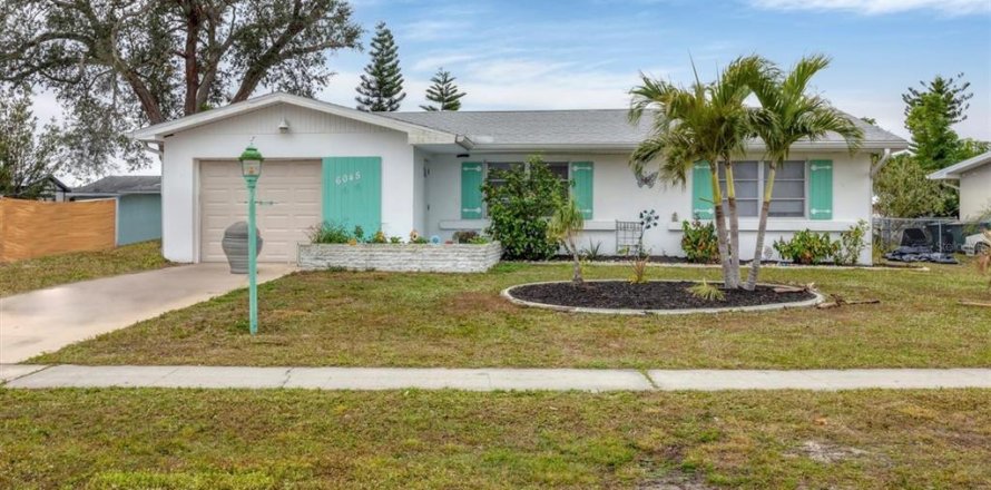 Villa ou maison à North Port, Floride 2 chambres, 105.91 m2 № 1719180