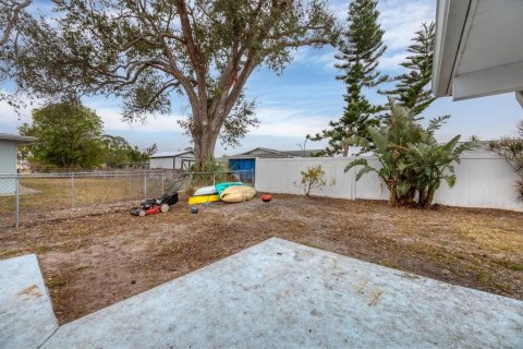 Villa ou maison à vendre à North Port, Floride: 2 chambres, 105.91 m2 № 1719180 - photo 24