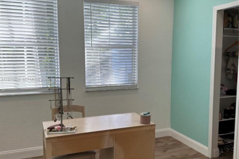 Touwnhouse à louer à Miramar, Floride: 4 chambres, 155.15 m2 № 2041026 - photo 29