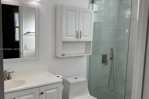 Touwnhouse à louer à Miramar, Floride: 4 chambres, 155.15 m2 № 2041026 - photo 23