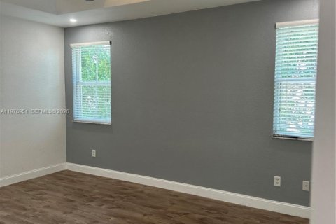 Touwnhouse à louer à Miramar, Floride: 4 chambres, 155.15 m2 № 2041026 - photo 21