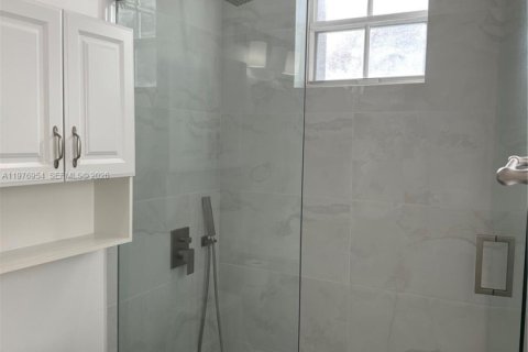 Touwnhouse à louer à Miramar, Floride: 4 chambres, 155.15 m2 № 2041026 - photo 24