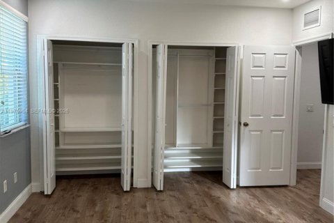 Touwnhouse à louer à Miramar, Floride: 4 chambres, 155.15 m2 № 2041026 - photo 22