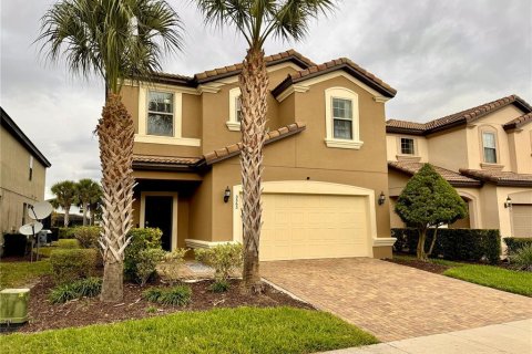 House in Davenport, Florida 7 bedrooms, 295.06 sq.m. № 2098475 - photo 3