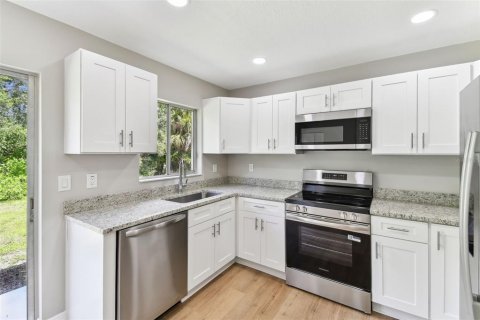 Купить виллу или дом в Пинеллас-Парк, Флорида 3 комнаты, 79.71м2, № 1796206 - фото 5