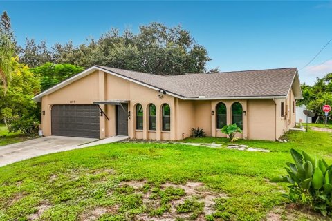 Villa ou maison à louer à Lehigh Acres, Floride: 3 chambres, 135.92 m2 № 2430434 - photo 2