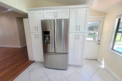 Casa en alquiler en Land O' Lakes, Florida, 3 dormitorios, 171.78 m2 № 1853294 - foto 8