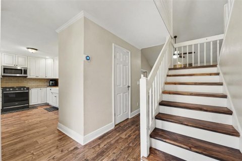 House in Tampa, Florida 4 bedrooms, 188.03 sq.m. № 2430324 - photo 6