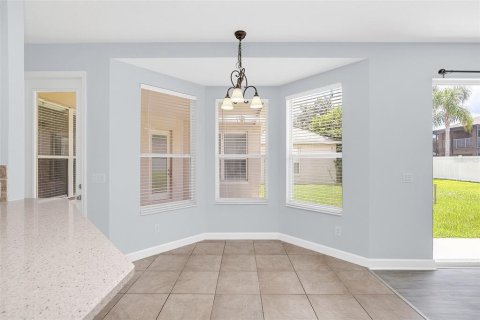 Villa ou maison à louer à Orlando, Floride: 4 chambres, 237.37 m2 № 2403536 - photo 13