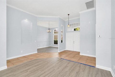 Villa ou maison à louer à Orlando, Floride: 4 chambres, 237.37 m2 № 2403536 - photo 5