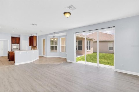 Villa ou maison à louer à Orlando, Floride: 4 chambres, 237.37 m2 № 2403536 - photo 17