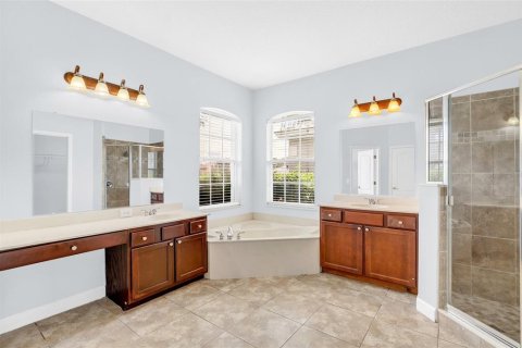 Villa ou maison à louer à Orlando, Floride: 4 chambres, 237.37 m2 № 2403536 - photo 22