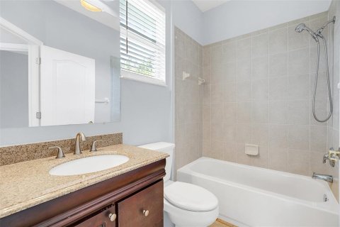 Villa ou maison à louer à Orlando, Floride: 4 chambres, 237.37 m2 № 2403536 - photo 25