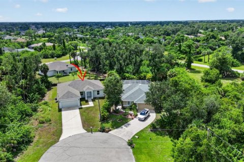 Villa ou maison à vendre à Rotonda, Floride: 3 chambres, 141.77 m2 № 2396138 - photo 3