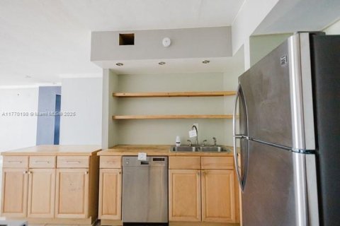 Copropriété à vendre à Hallandale Beach, Floride: 1 chambre, 96.15 m2 № 1874803 - photo 11