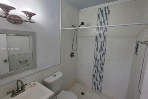 Villa ou maison à vendre à Miami, Floride: 4 chambres, 142.88 m2 № 2084242 - photo 15