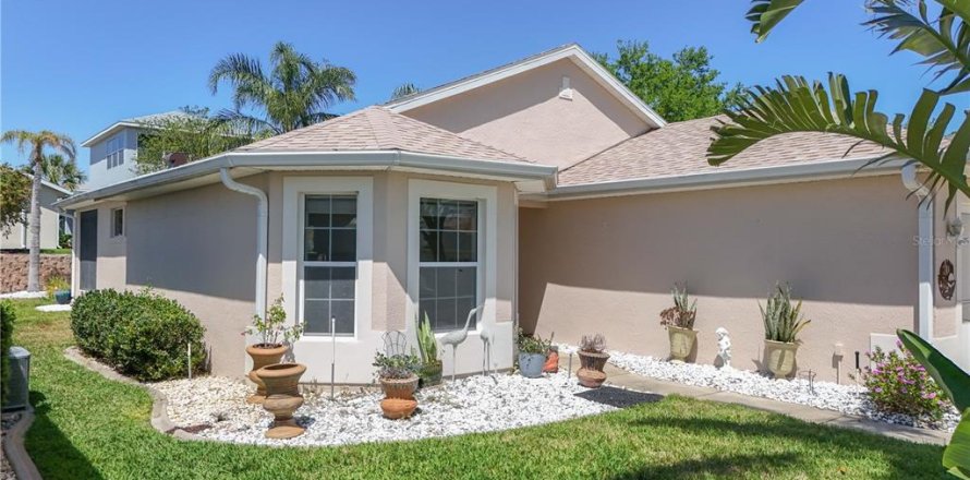 Casa en Tavares, Florida 3 dormitorios, 148.36 m2 № 1598210