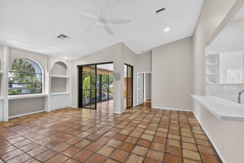 Condo in Boynton Beach, Florida, 3 bedrooms № 2242067 - photo 22