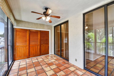 Condo in Boynton Beach, Florida, 3 bedrooms № 2242067 - photo 9
