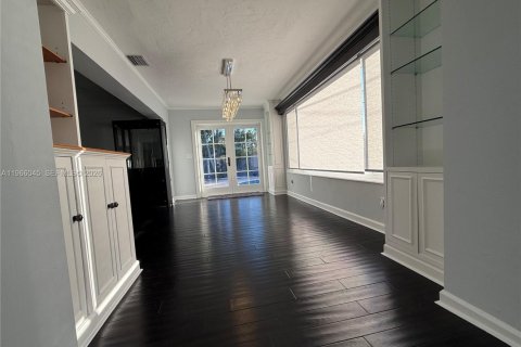 House in Pompano Beach, Florida 3 bedrooms, 137.77 sq.m. № 2027866 - photo 19